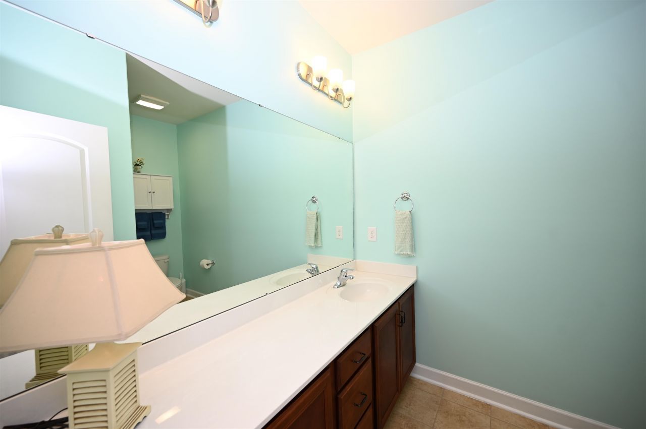 332 Moulton Dr. Photo 29