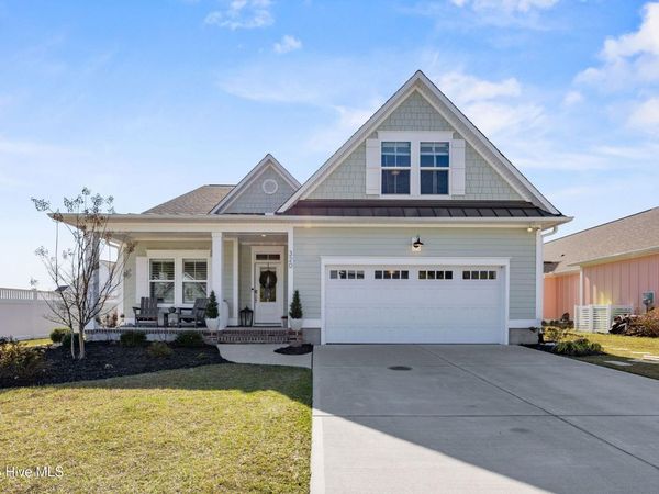 320 Lightning Bug Lane, Holly Ridge, NC 28445