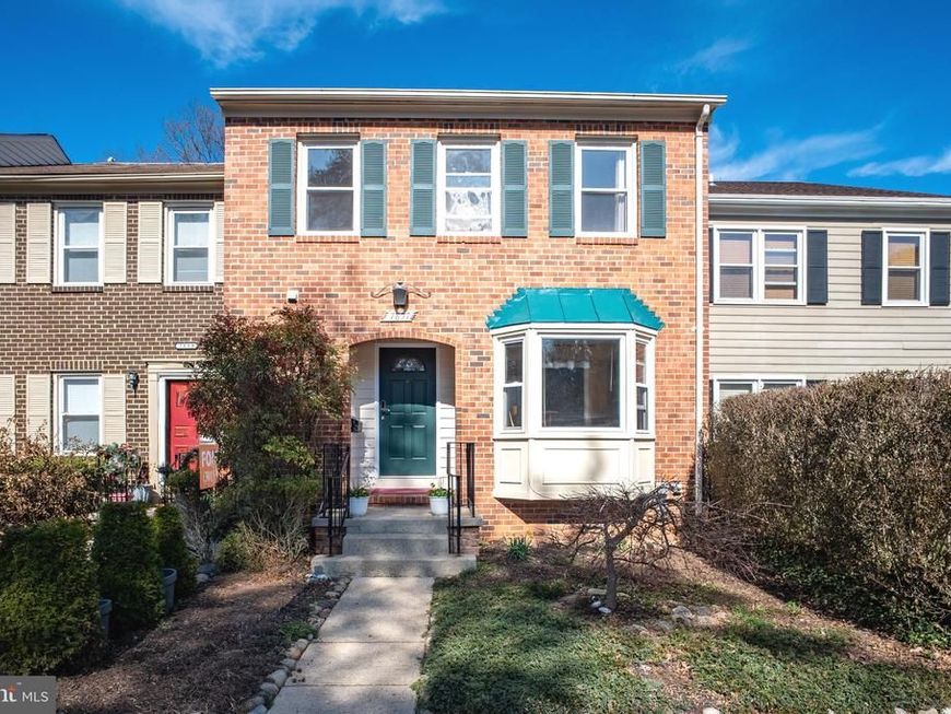 7857 Heatherton Lane , Rockville, MD 20854 Main Photo