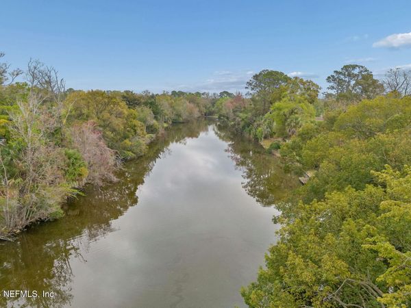 2153 COURTNEY Drive, Jacksonville, FL 32208