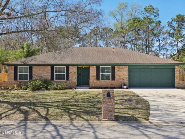 10122 HAWKS HOLLOW Road, Jacksonville, FL 32257