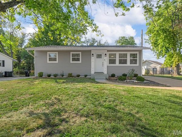 11345 Revere Lane, St Louis, MO 63128