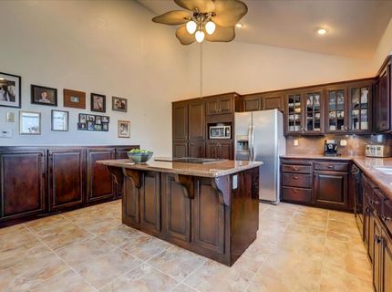 11594 Madrone Ct, Auburn, CA 95602 Photo