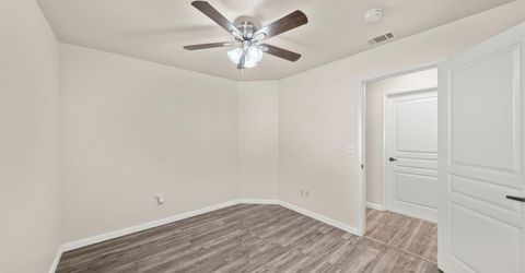 7579 Sunmore Ln, Sacramento, CA 95828 Photo