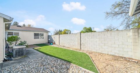 7579 Sunmore Ln, Sacramento, CA 95828 Photo