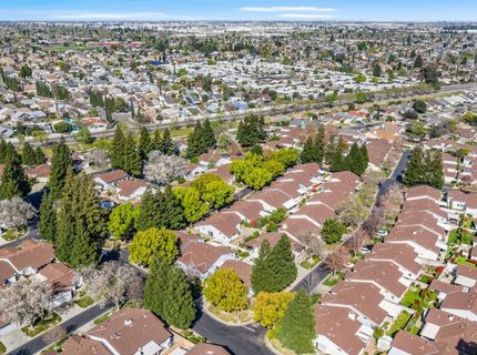 7579 Sunmore Ln, Sacramento, CA 95828 Photo