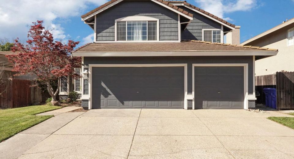 8866 Starfall Way, Elk Grove, CA 95624 Photo