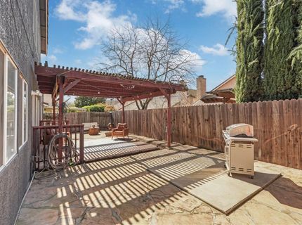 8866 Starfall Way, Elk Grove, CA 95624 Photo