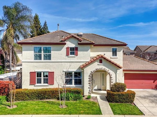 341 Anjou Cir, Sacramento, CA 95835