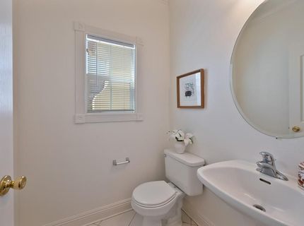 341 Anjou Cir, Sacramento, CA 95835 Photo