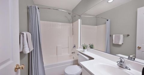 341 Anjou Cir, Sacramento, CA 95835 Photo