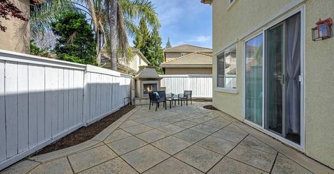 341 Anjou Cir, Sacramento, CA 95835 Photo