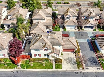 341 Anjou Cir, Sacramento, CA 95835 Photo