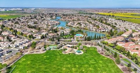 341 Anjou Cir, Sacramento, CA 95835 Photo