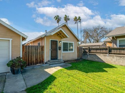 4568 9th Ave, Sacramento, CA 95820 Photo