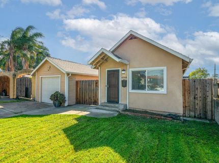 4568 9th Ave, Sacramento, CA 95820 Photo