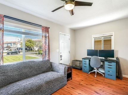 4568 9th Ave, Sacramento, CA 95820 Photo