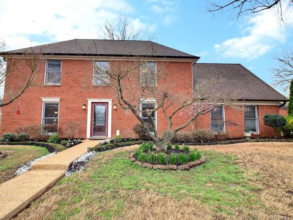 647 WINLAWN DR, Collierville, TN 38017