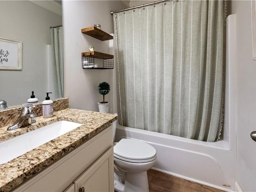 Property Image 38