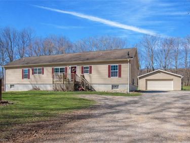 11034 Bardell Road NW, Bolivar, OH 44612