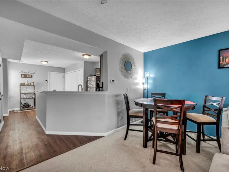 6707 Woodruff Court , Middleburg Heights, OH 44130 Photo 15