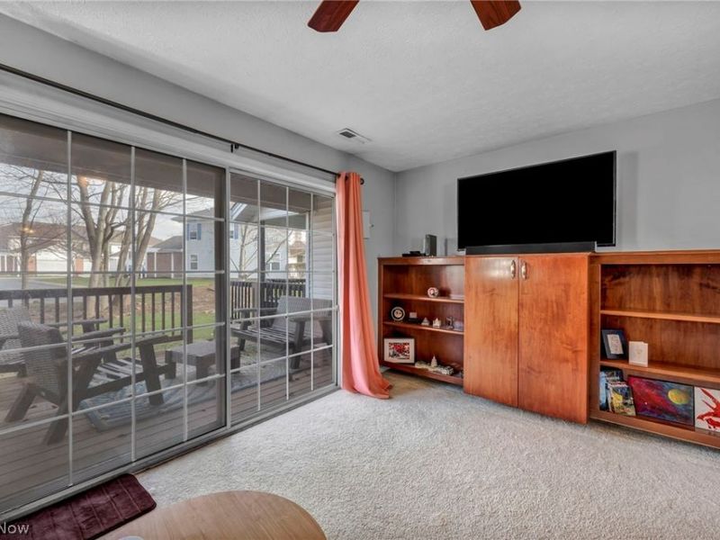 6707 Woodruff Court , Middleburg Heights, OH 44130 Photo 17