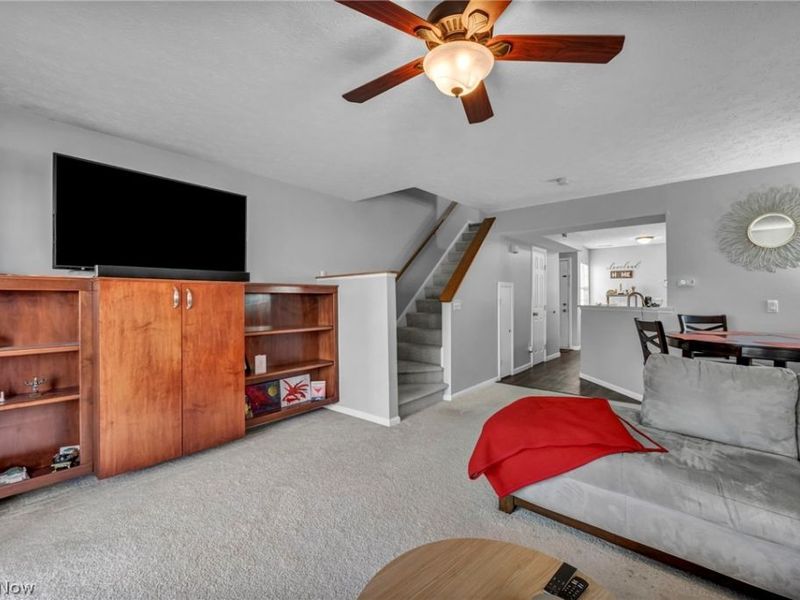 6707 Woodruff Court , Middleburg Heights, OH 44130 Photo 18