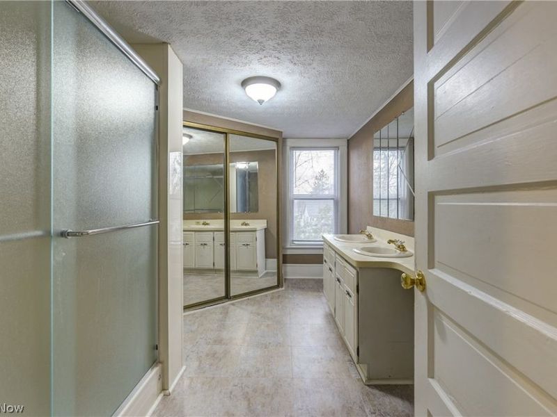 37948 Barnes Court, Willoughby, OH 44094 Photo 21