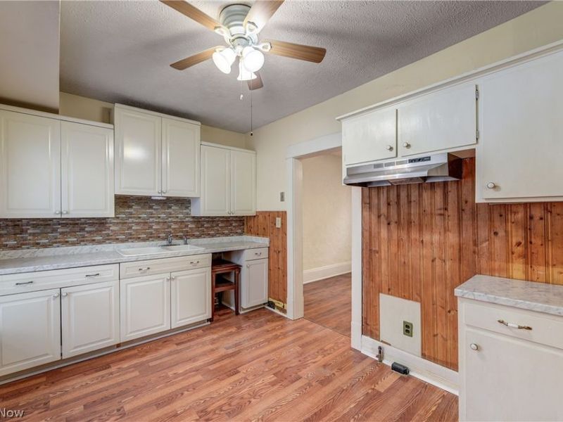 37948 Barnes Court , Willoughby, OH 44094 Photo 4