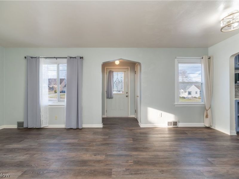 60 Renee Drive, Struthers, OH 44471 Photo 17