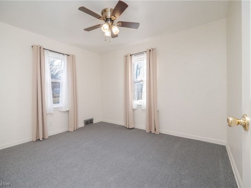 60 Renee Drive, Struthers, OH 44471 Photo 25