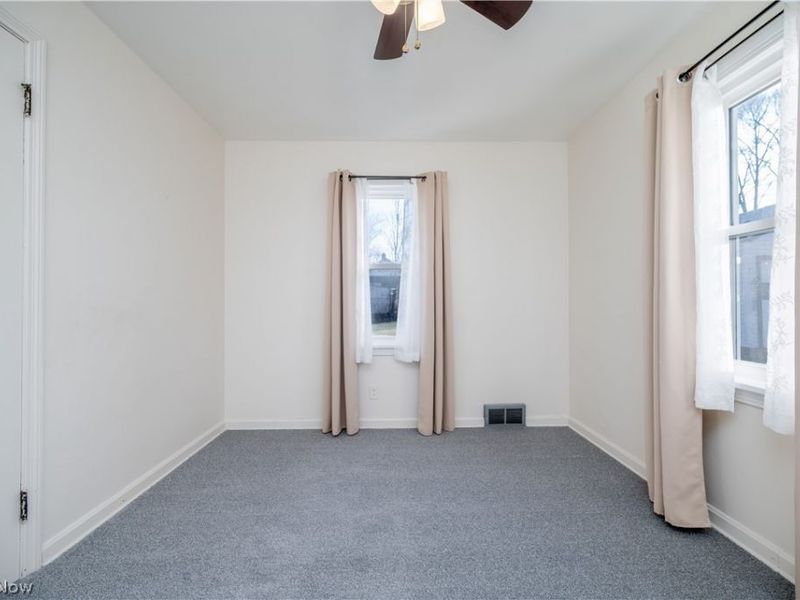 60 Renee Drive, Struthers, OH 44471 Photo 26