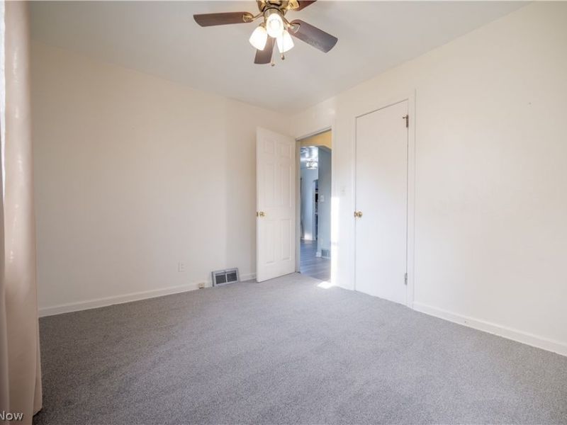 60 Renee Drive, Struthers, OH 44471 Photo 27