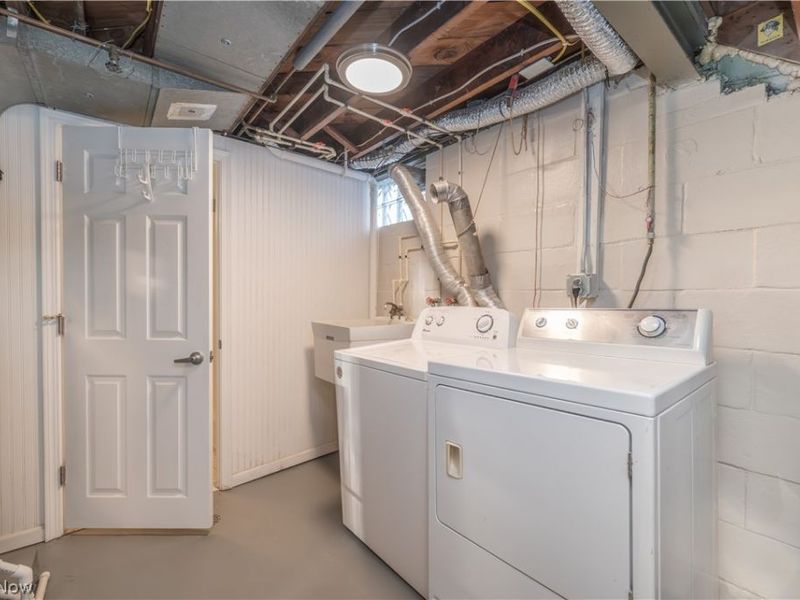 60 Renee Drive, Struthers, OH 44471 Photo 44