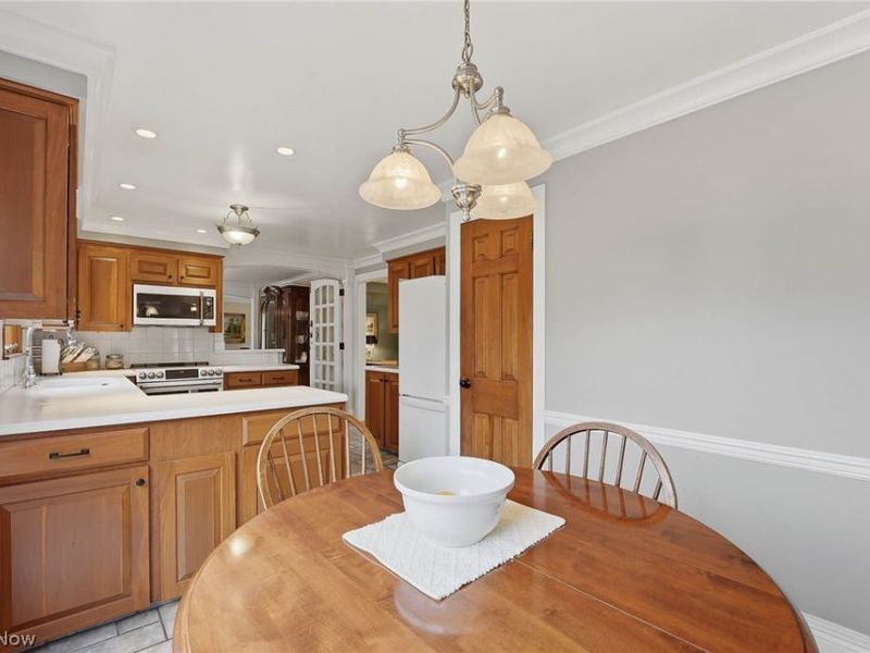 2033 Red Coach Road NW, North Canton, OH 44720 Photo 20