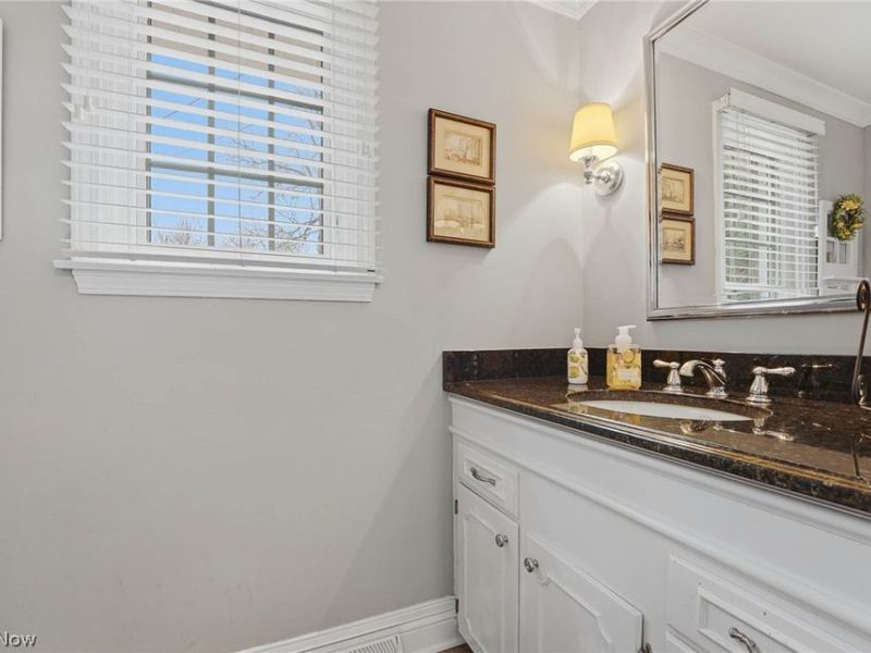 2033 Red Coach Road NW, North Canton, OH 44720 Photo 23