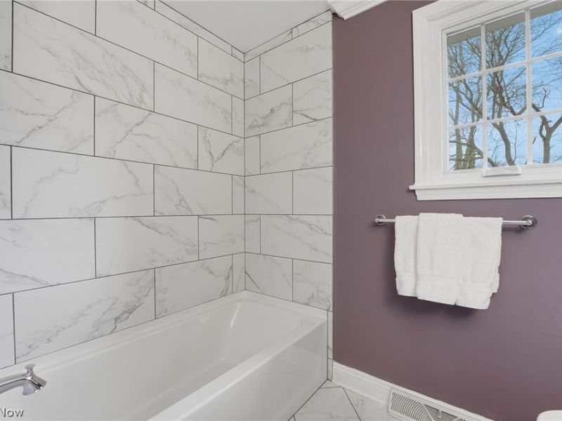 2033 Red Coach Road NW, North Canton, OH 44720 Photo 35