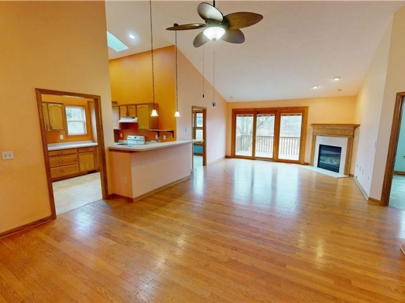 957 Edgewater Circle, Kent, OH 44240 Photo 10