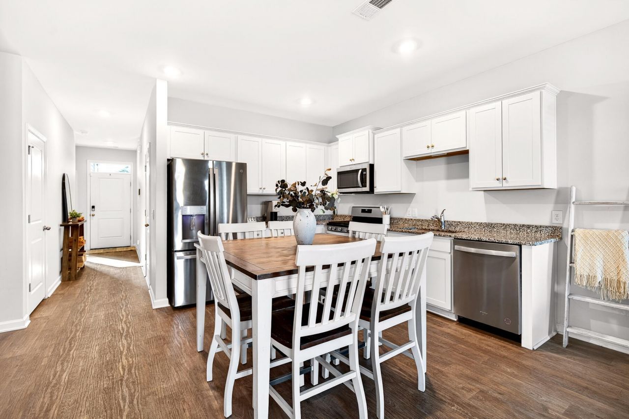 355 Feldspar Lane Photo 12