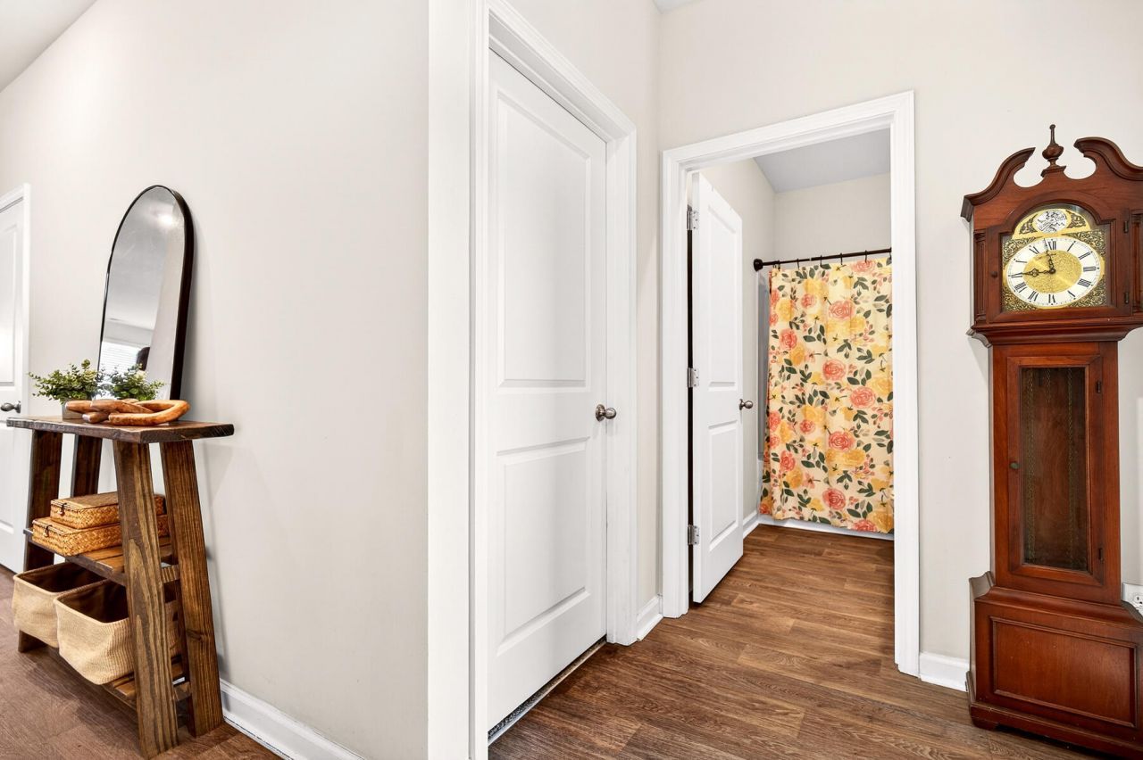 355 Feldspar Lane Photo 8