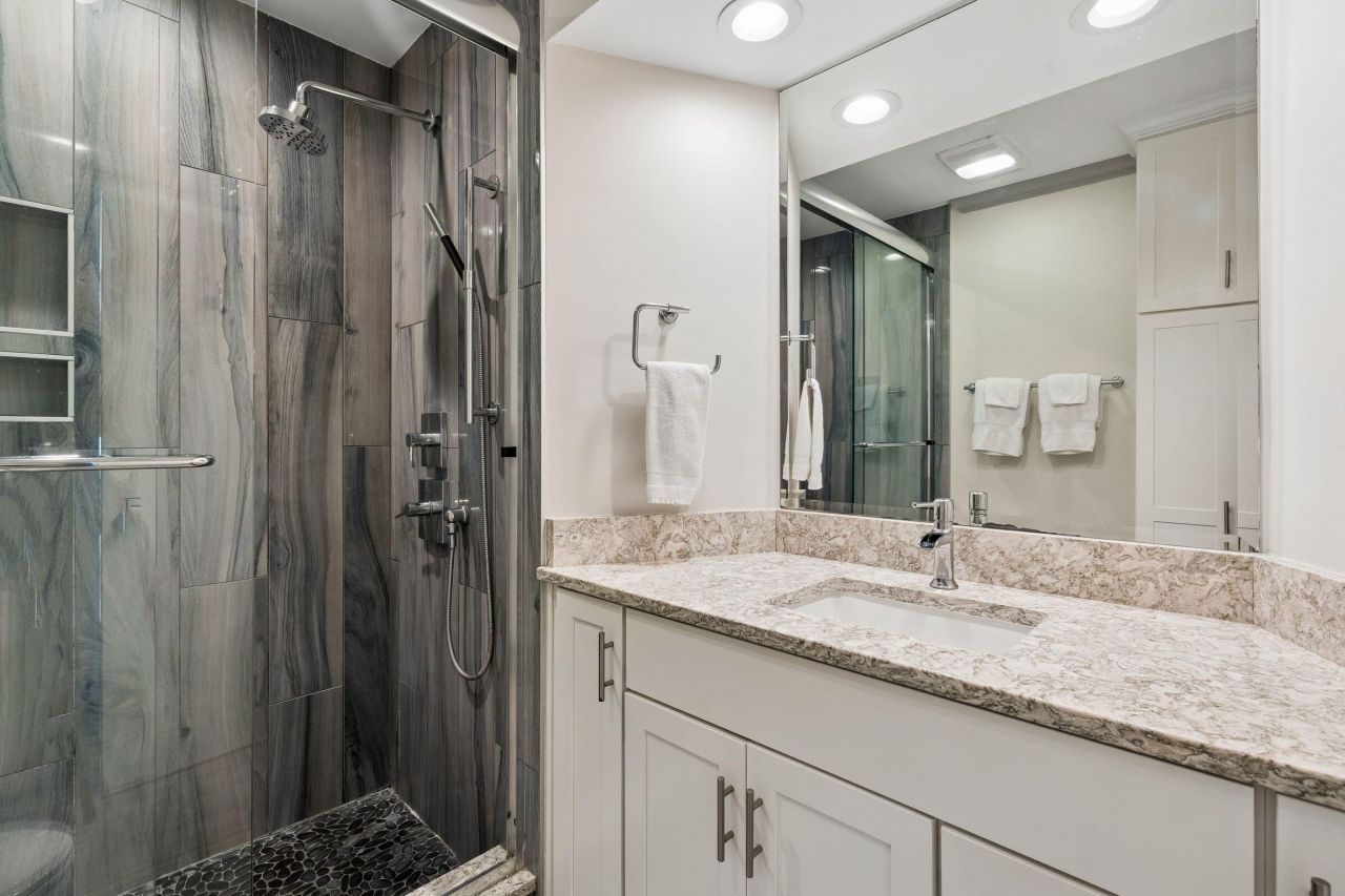 8500 Palmetto Drive Photo 21