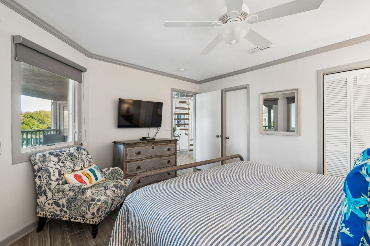 8500 Palmetto Drive Photo 23