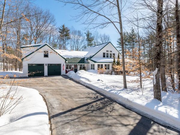 8 Oak Knoll Road, Meredith, NH 03253