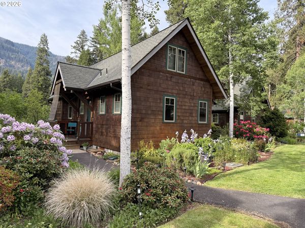 56483 MCKENZIE HWY, Unit 16, McKenzie Bridge, OR 97413