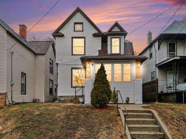 615 Logan Street SE, Grand Rapids, MI 49503