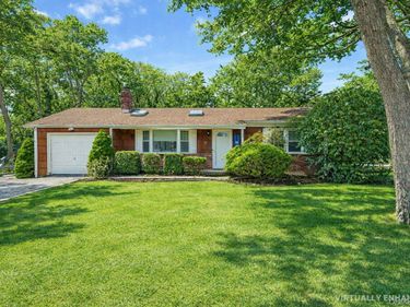 61 Rogers Avenue, Westhampton Beach, NY 11978
