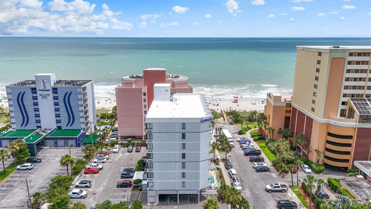 7000 North Ocean Blvd.  Photo 31