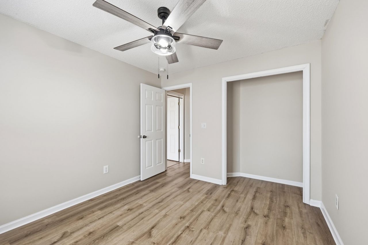 713 Kennoway Ct. Photo 15