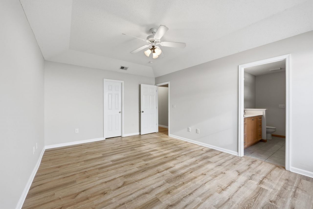 713 Kennoway Ct. Photo 21