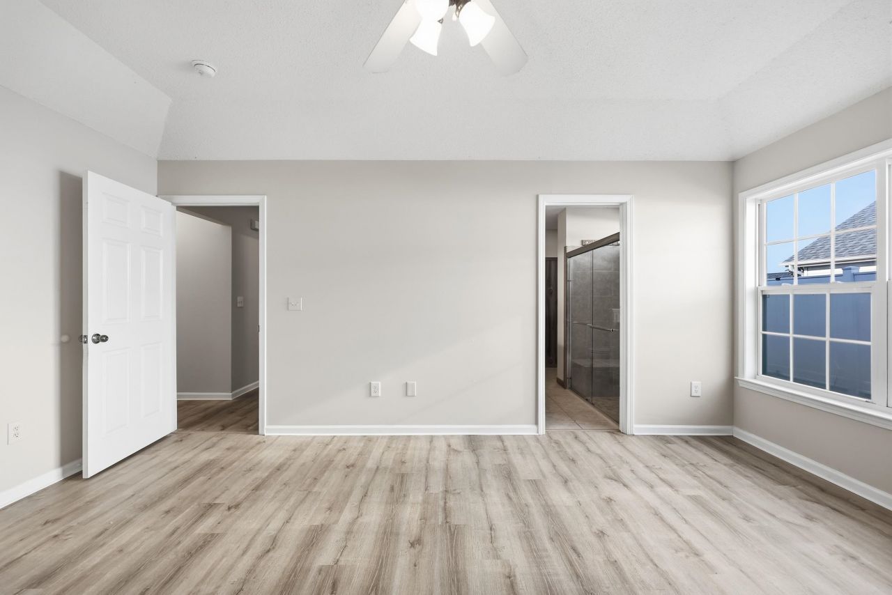 713 Kennoway Ct. Photo 23